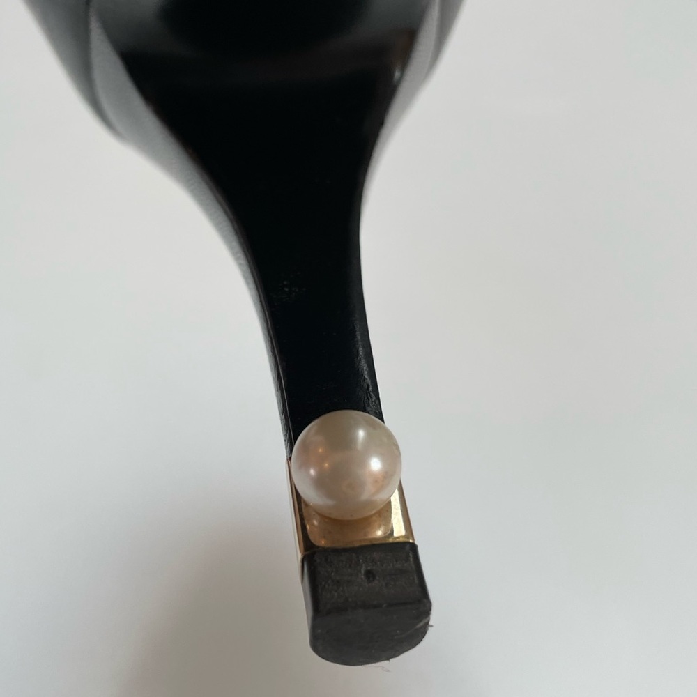 Chanel Black Leather Peep-Toe Pearl Logo Heels Size 8.5 - Picture 4 of 15